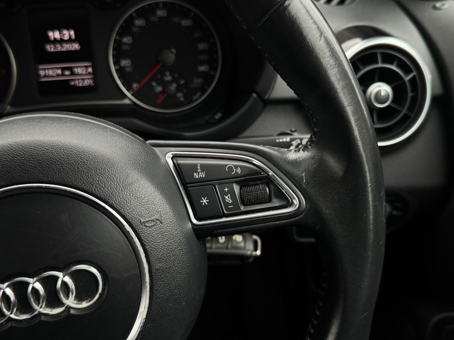 Used Audi A1 for sale - 77854322: Photo 38