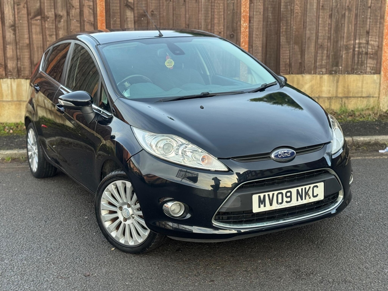 Used Ford Fiesta 2009 for sale - 76714336: Photo 1