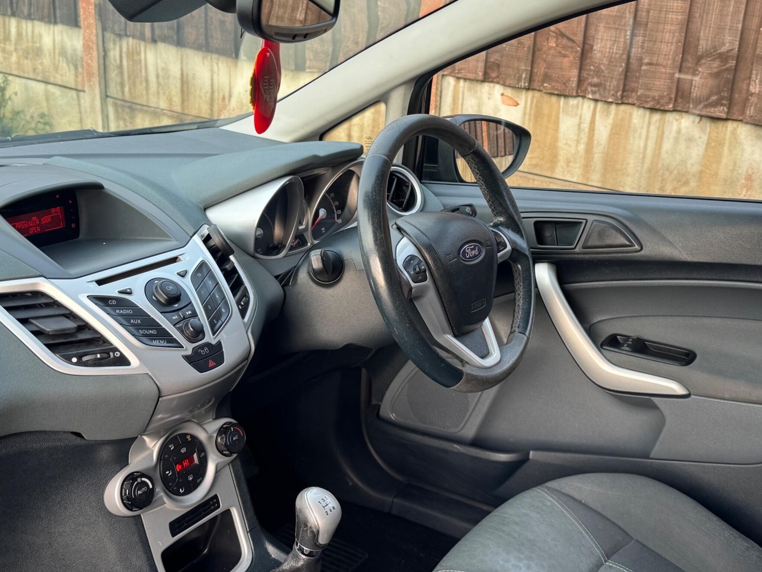 Used Ford Fiesta 2009 for sale - 76714336: Photo 31