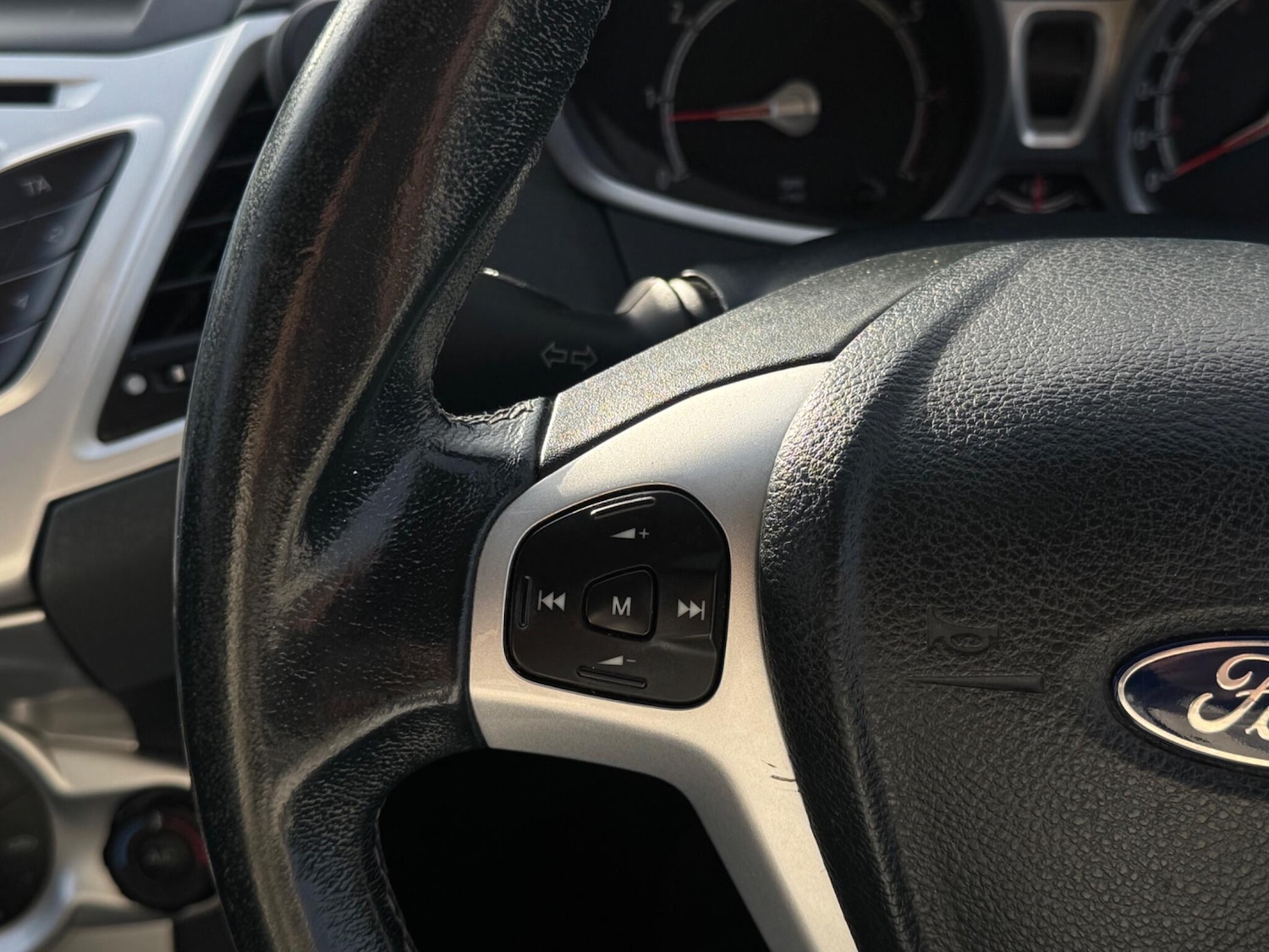 Used Ford Fiesta 2009 for sale - 76714336: Photo 37