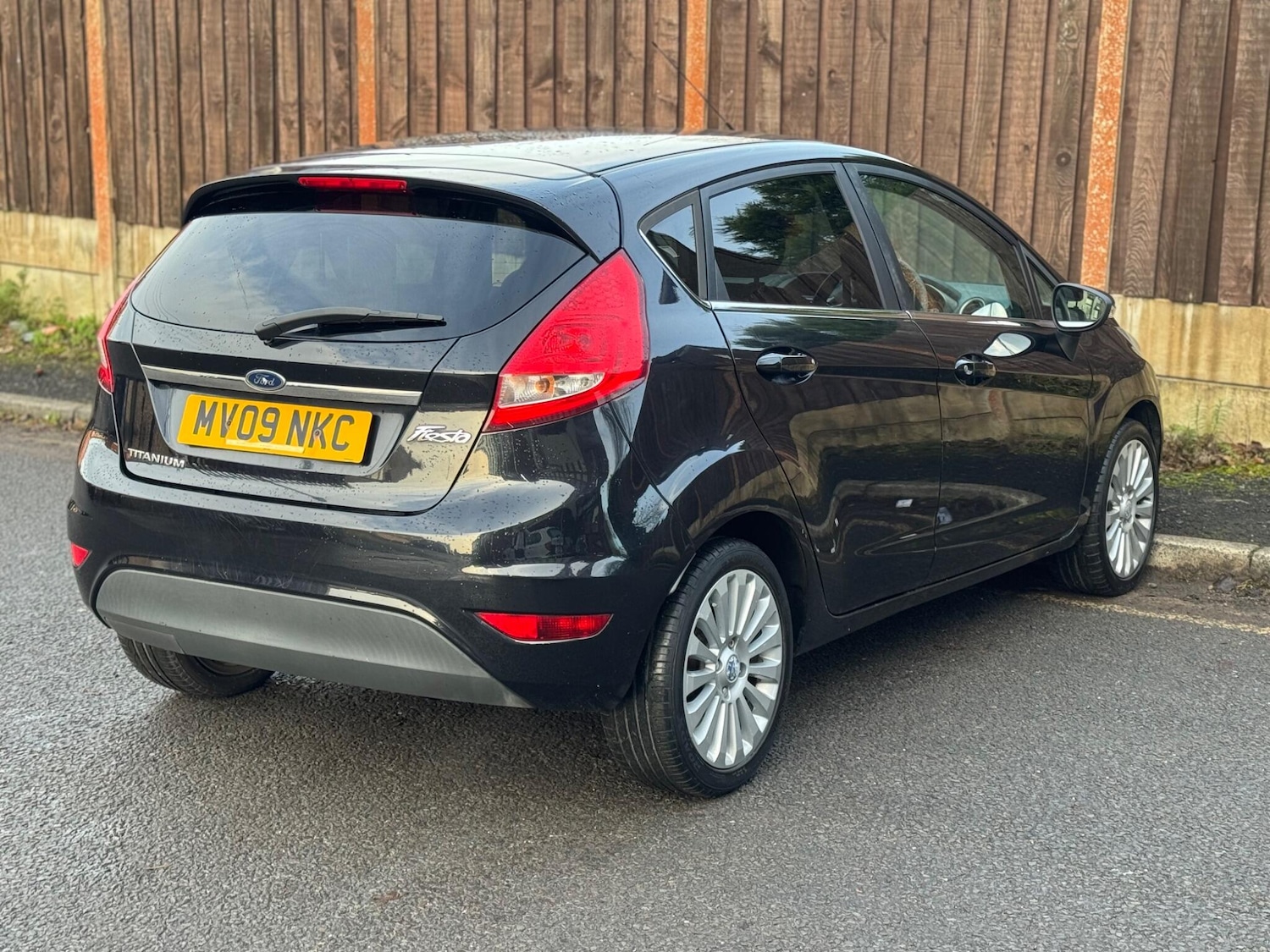 Used Ford Fiesta 2009 for sale - 76714336: Photo 6