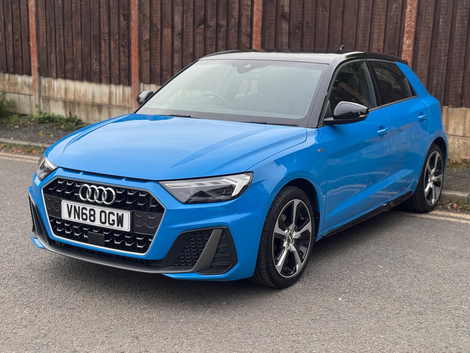 Used Audi A1 2018 for sale - 76227715: Photo 2