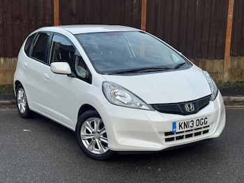 Used Honda Jazz 2013 for sale - 76964378: Photo