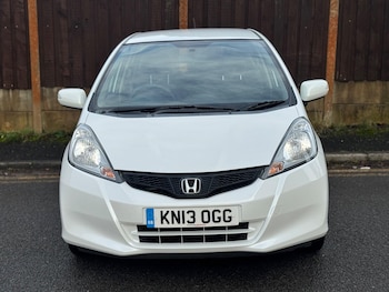 Used Honda Jazz 2013 for sale - 76964378: Photo