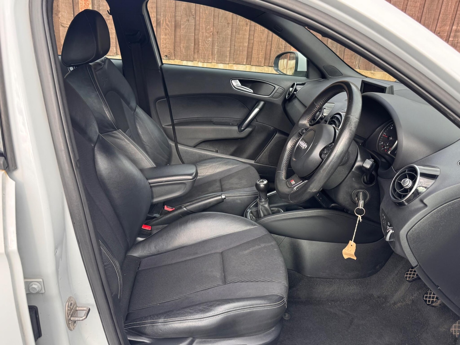 Used Audi A1 2013 for sale - 77163460: Photo 13