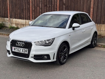 Used Audi A1 2013 for sale - 77163460: Photo