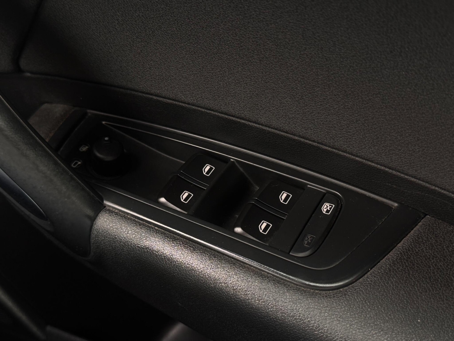 Used Audi A1 2013 for sale - 77163460: Photo 49