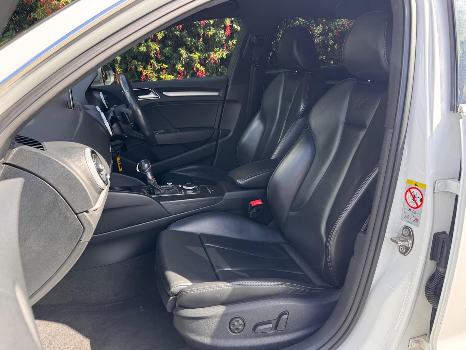 Vehicle 28