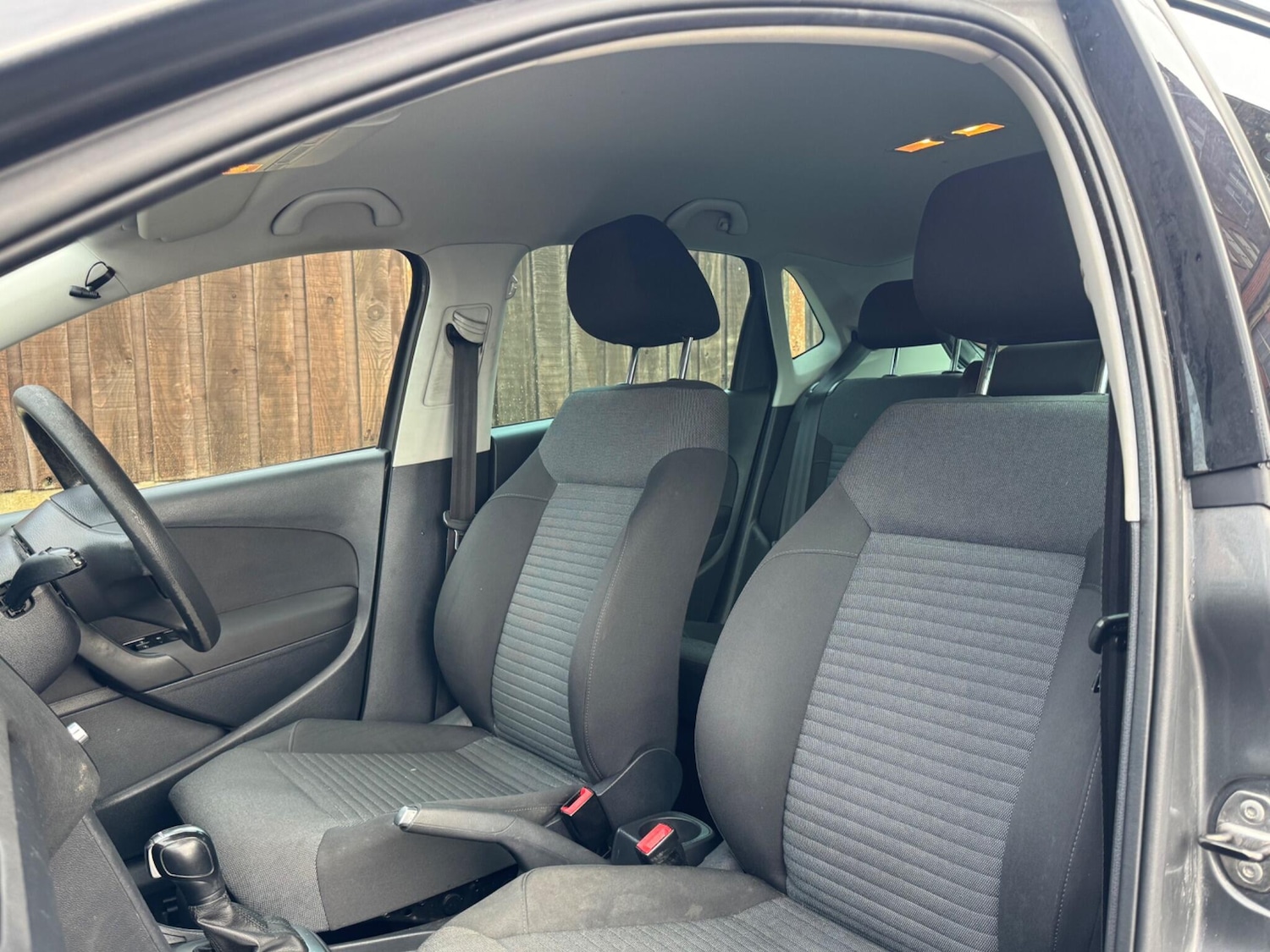 Used Volkswagen Polo for sale - 76538649: Photo 28