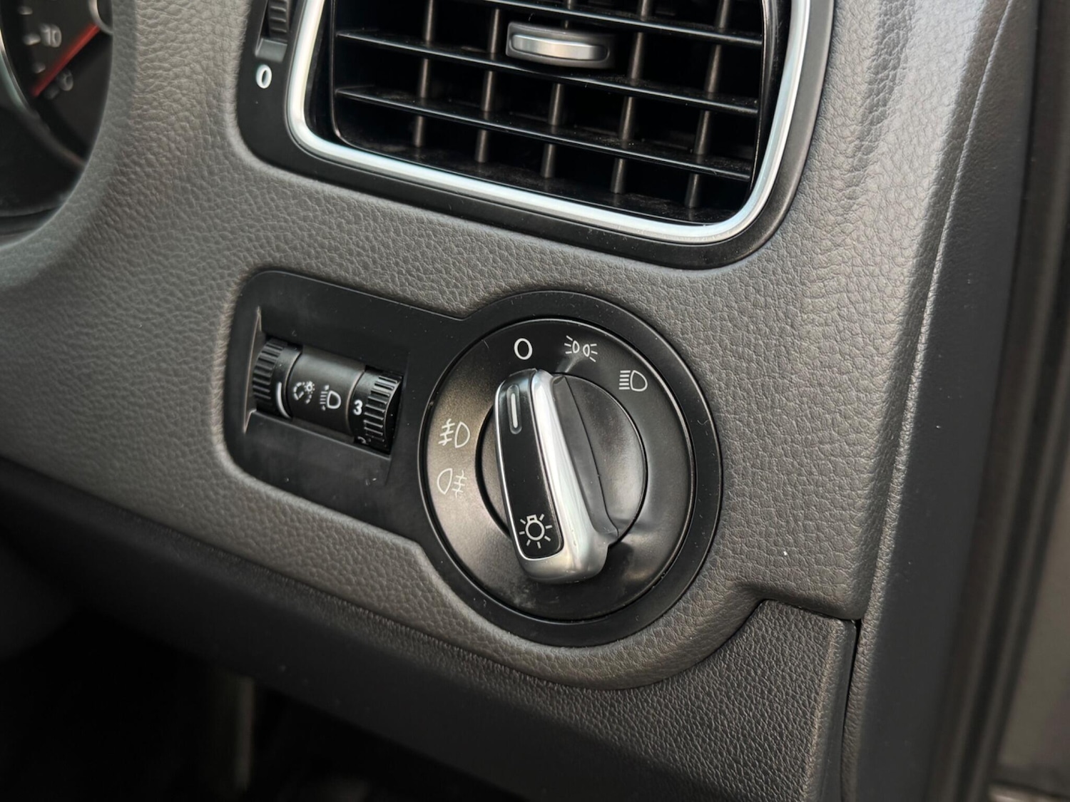 Used Volkswagen Polo for sale - 76538649: Photo 41