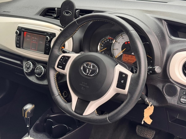 Used Toyota Yaris 2013 for sale - 76247858: Photo 11