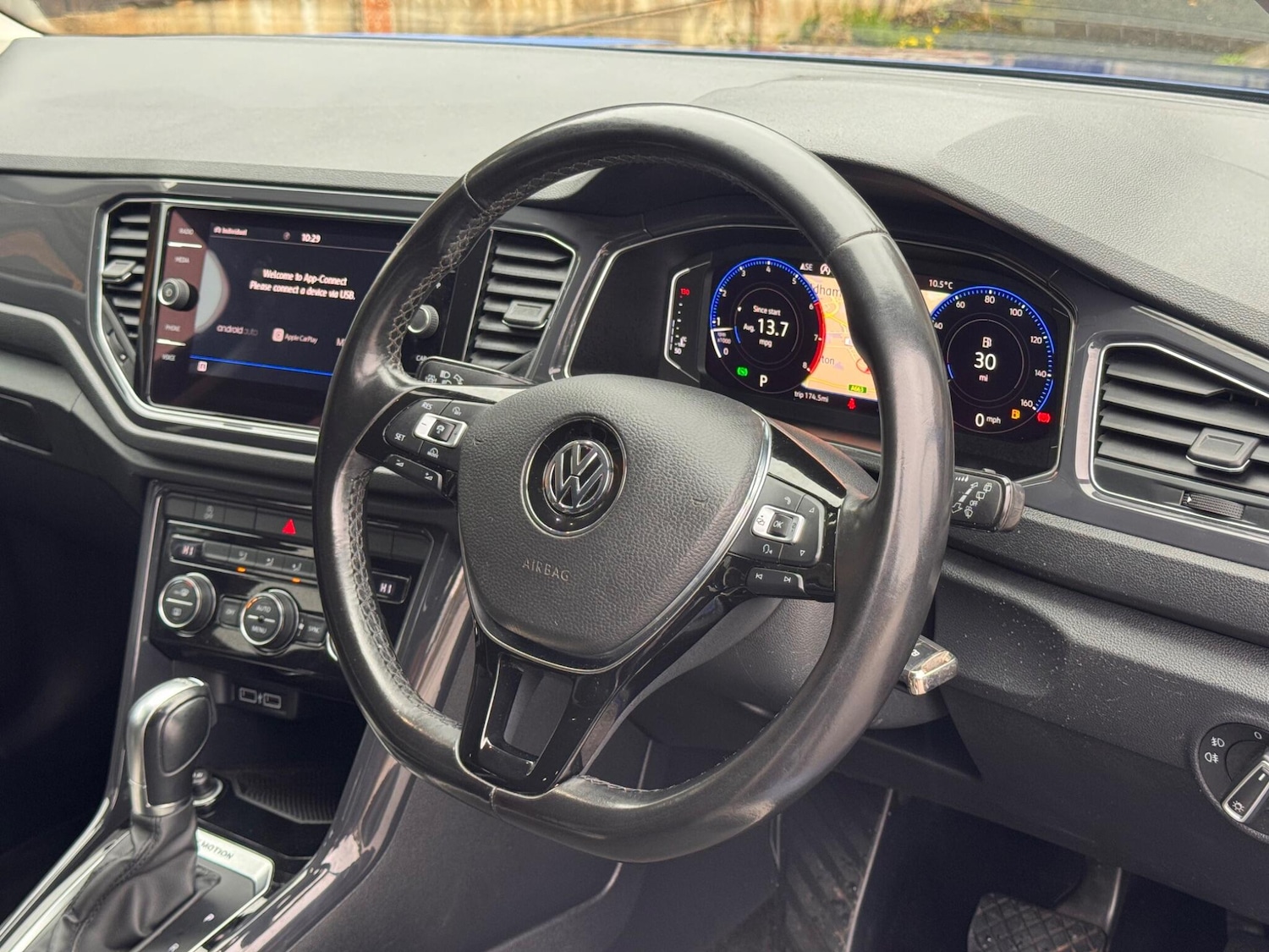 Used Volkswagen T-Roc 2018 for sale - 76337034: Photo 11