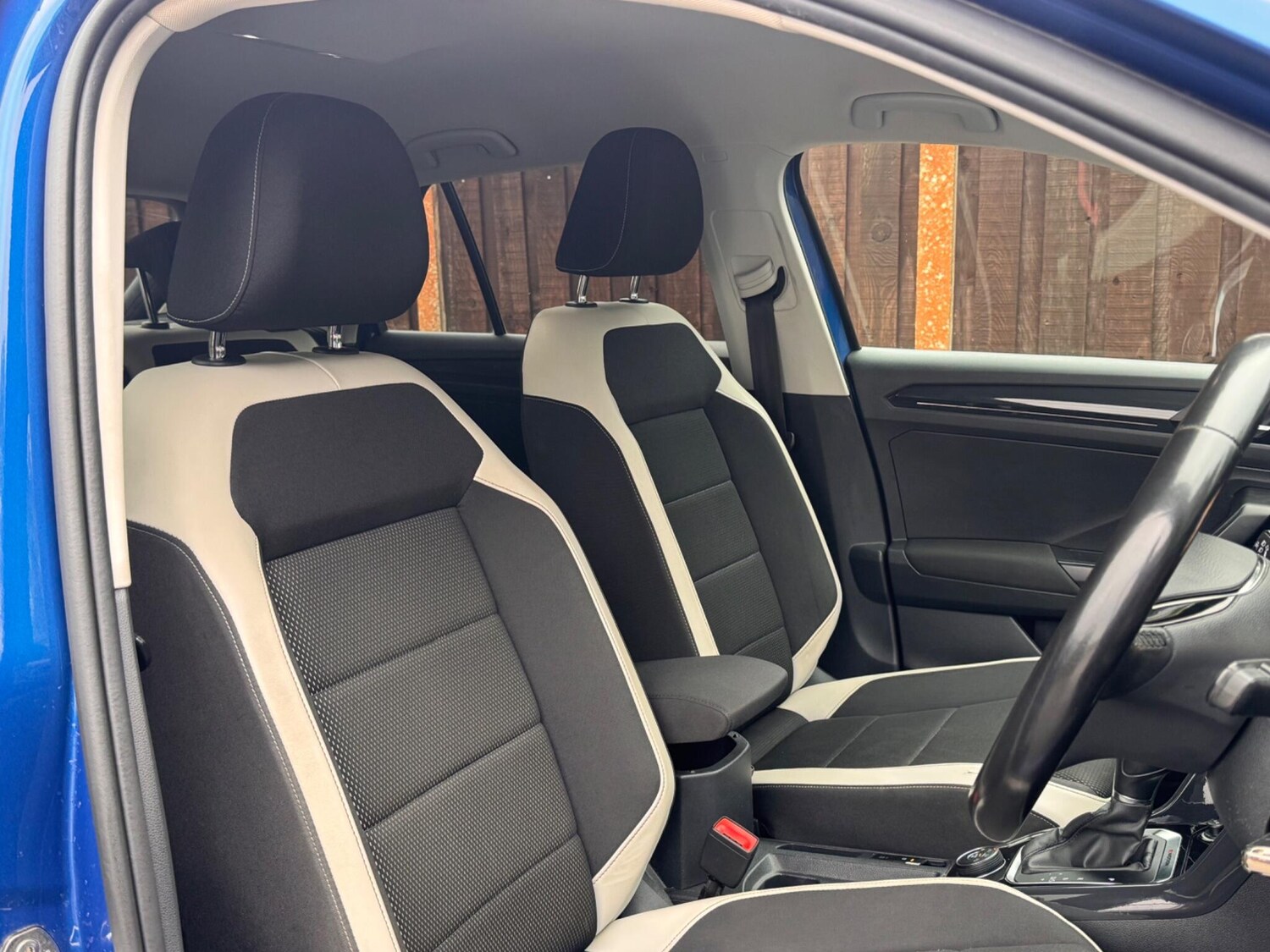 Used Volkswagen T-Roc 2018 for sale - 76337034: Photo 15