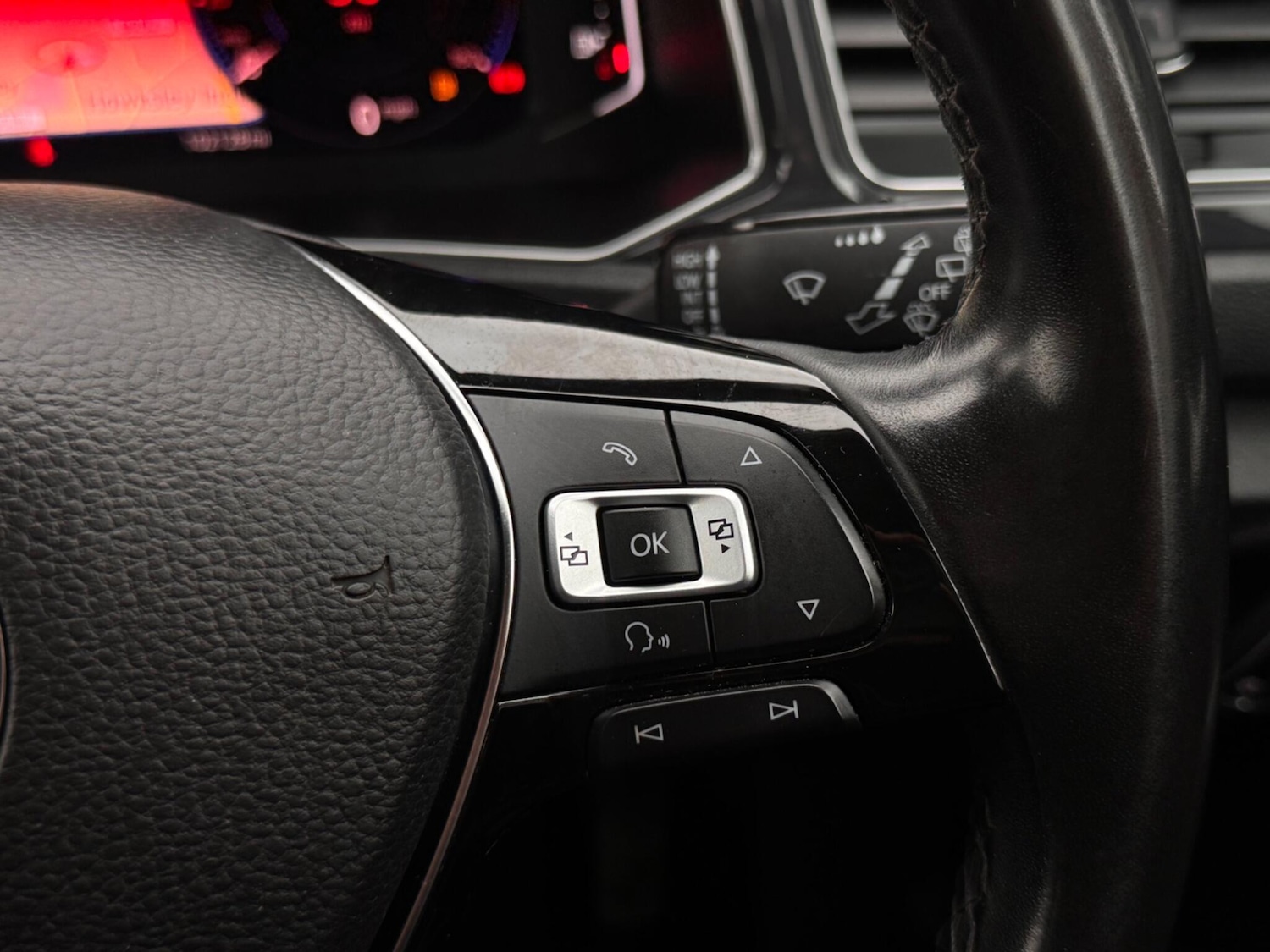 Used Volkswagen T-Roc 2018 for sale - 76337034: Photo 40