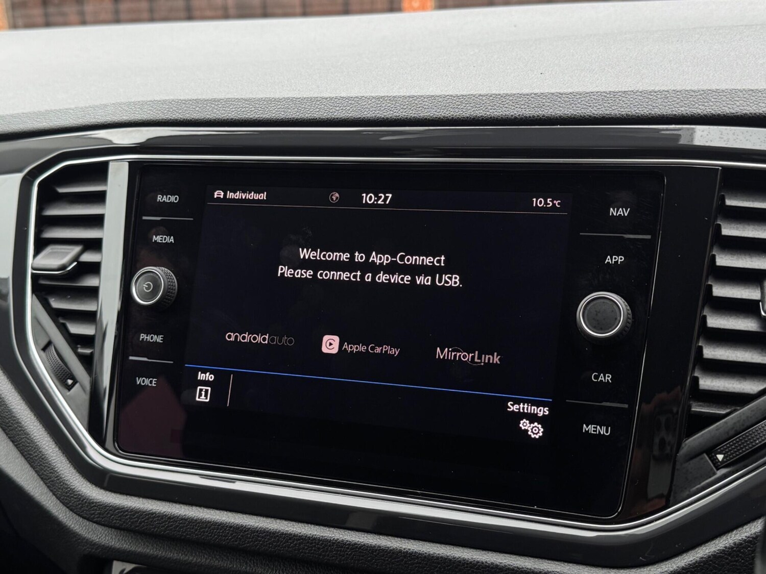 Used Volkswagen T-Roc 2018 for sale - 76337034: Photo 44