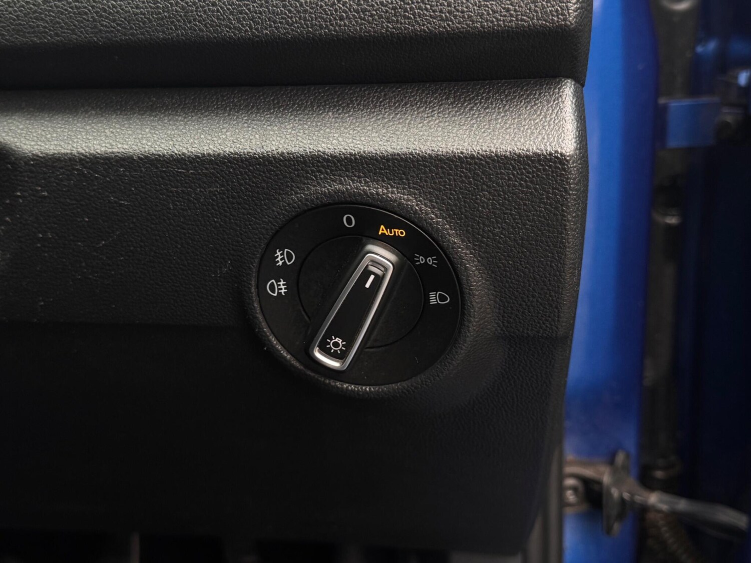 Used Volkswagen T-Roc 2018 for sale - 76337034: Photo 55