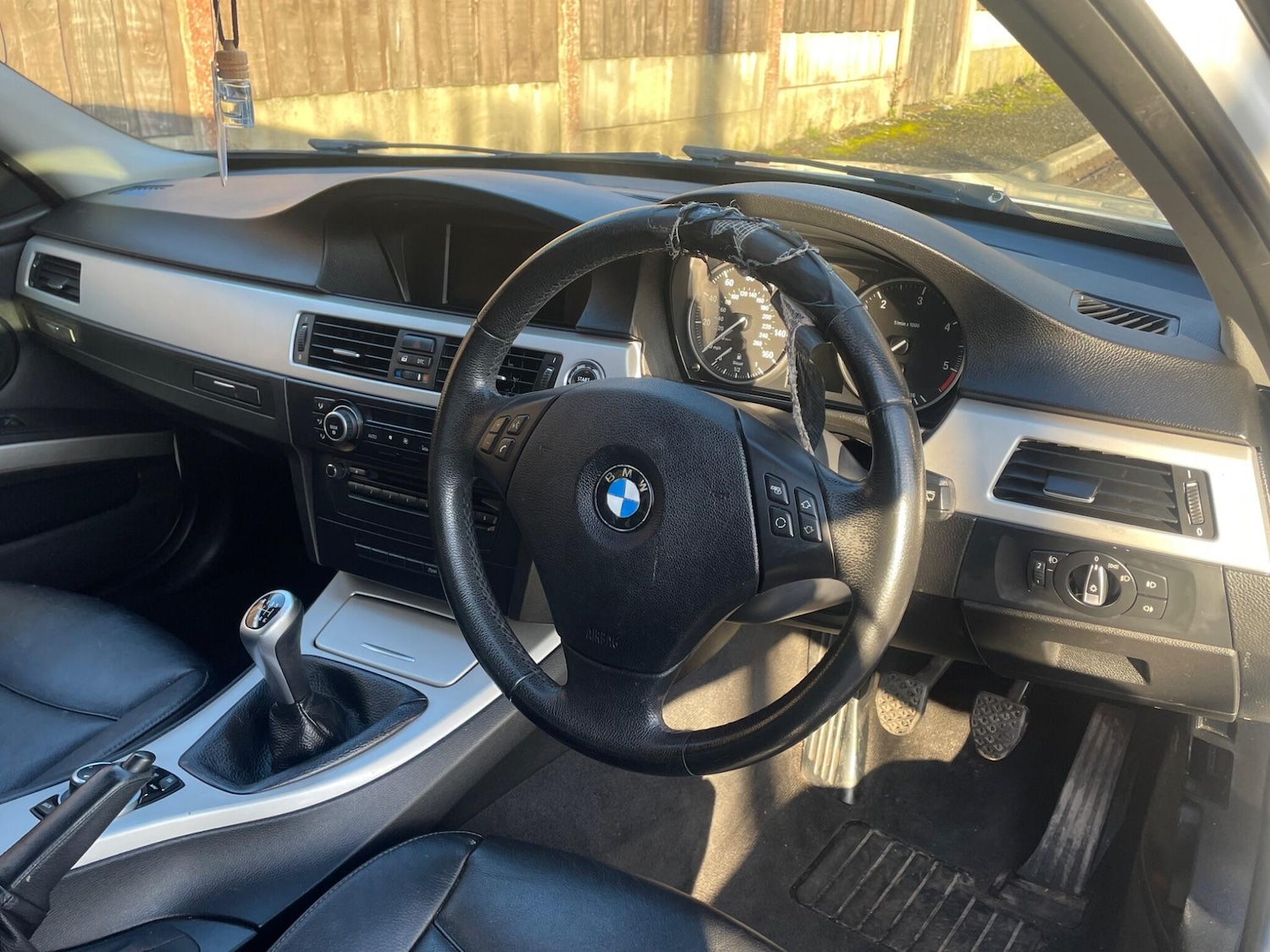 Used BMW 3 Series 2010 for sale - 77709423: Photo 11