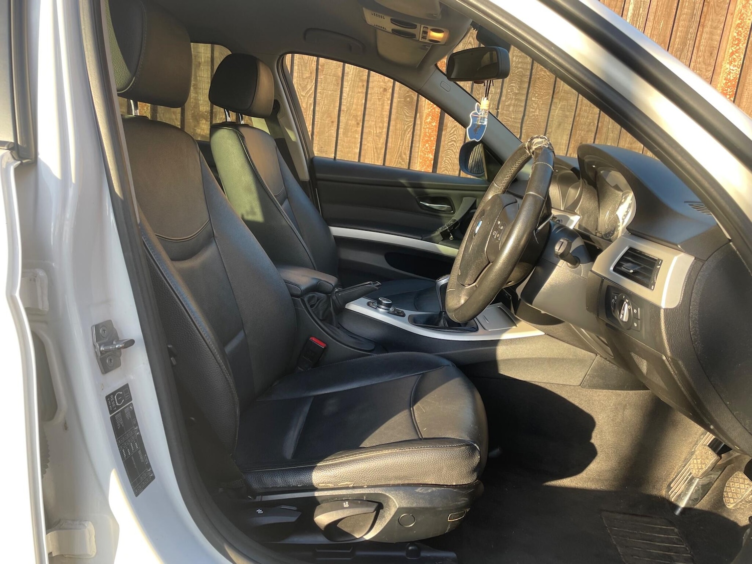 Used BMW 3 Series 2010 for sale - 77709423: Photo 14