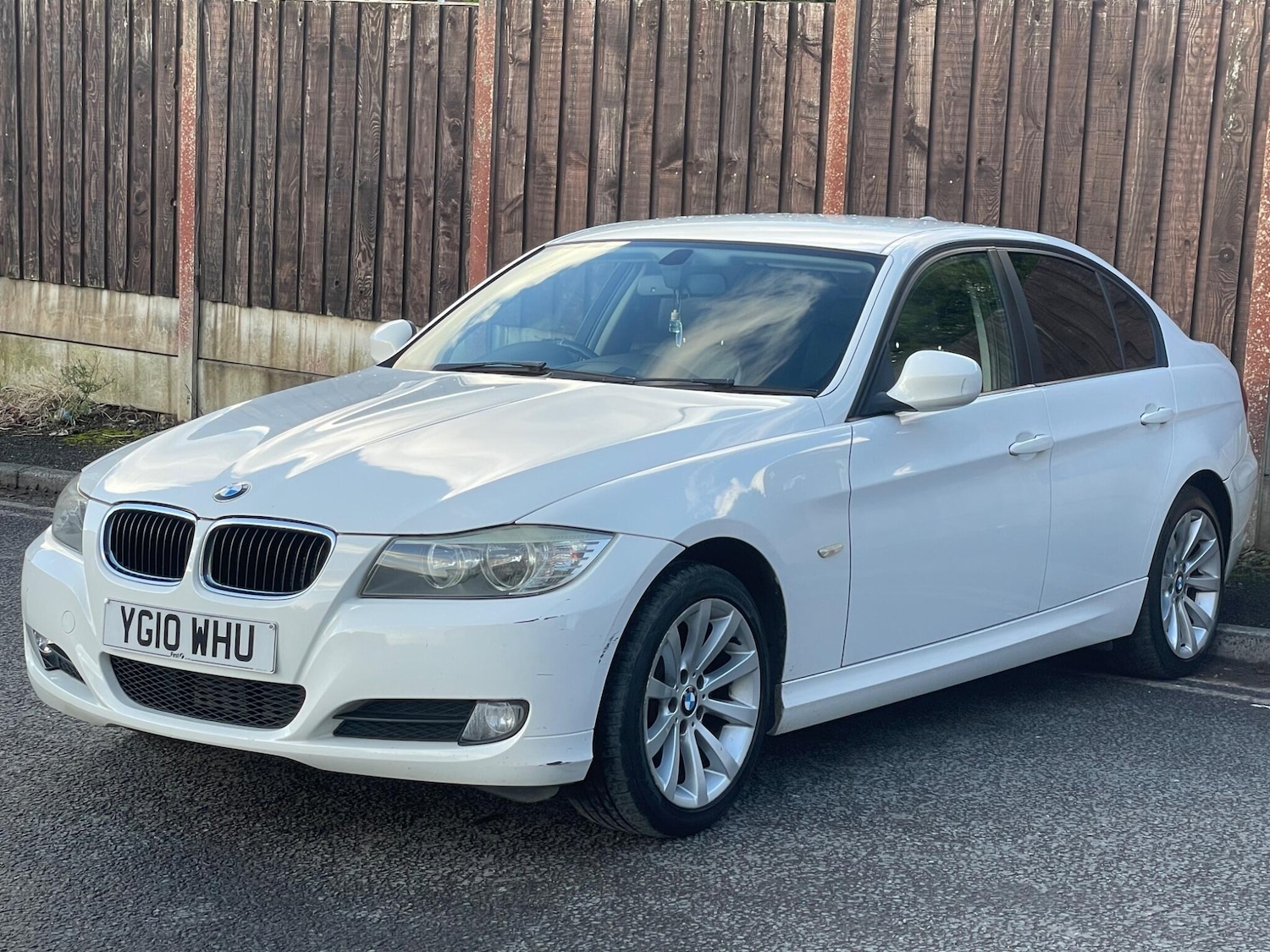 Used BMW 3 Series 2010 for sale - 77709423: Photo 3