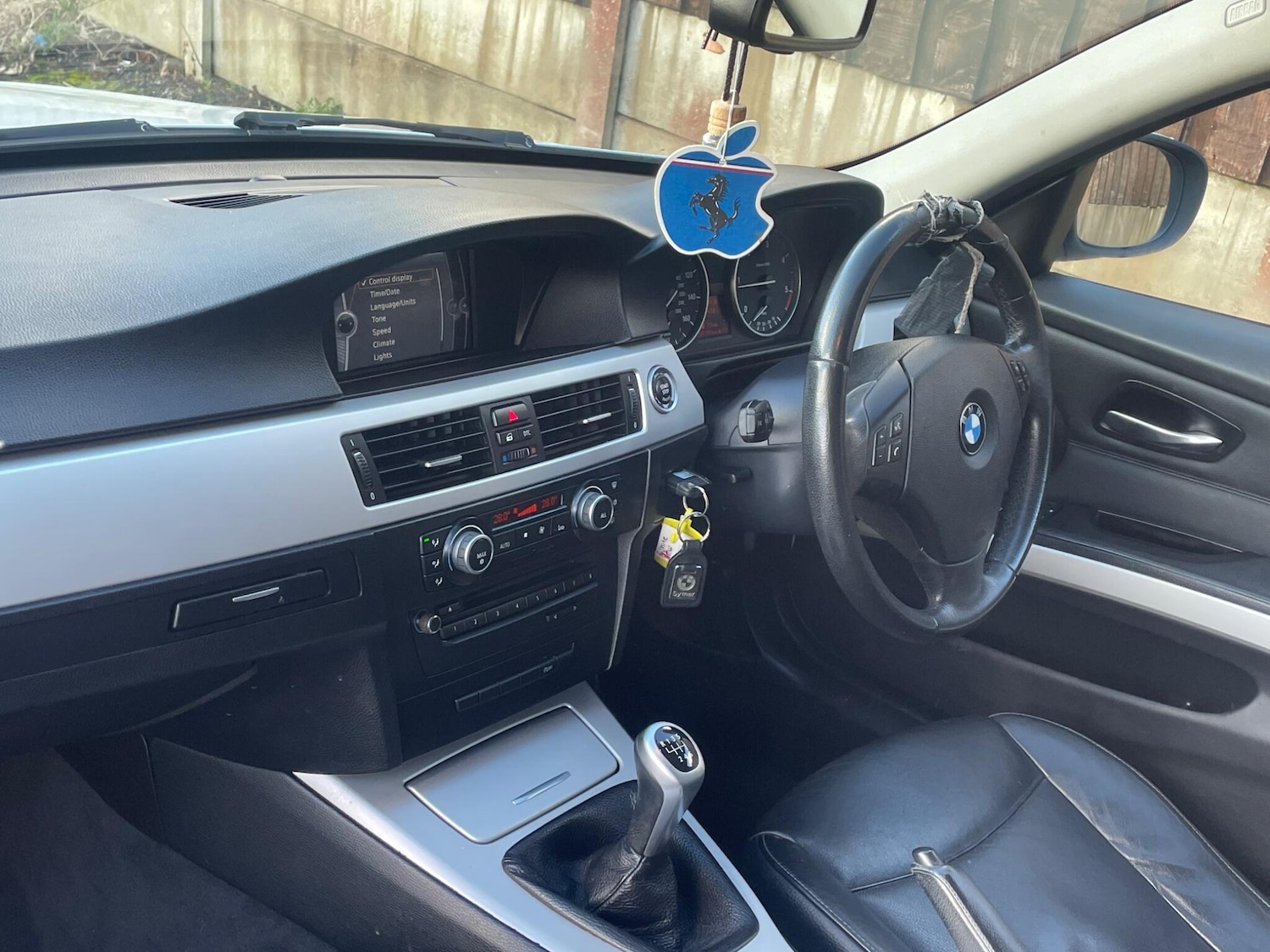 Used BMW 3 Series 2010 for sale - 77709423: Photo 31