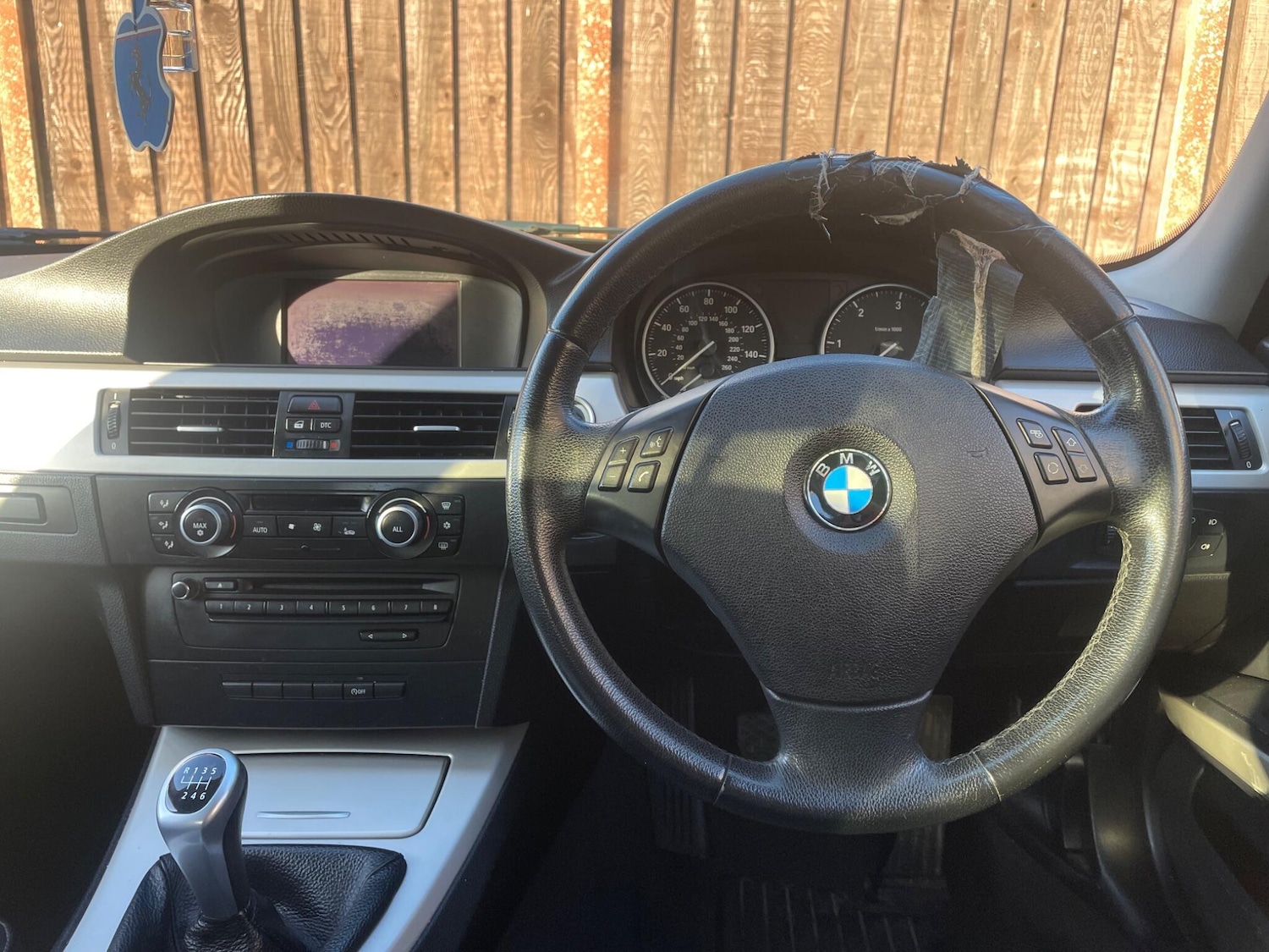 Used BMW 3 Series 2010 for sale - 77709423: Photo 37