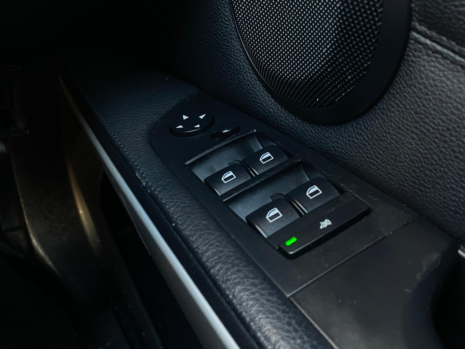 Used BMW 3 Series 2010 for sale - 77709423: Photo 63