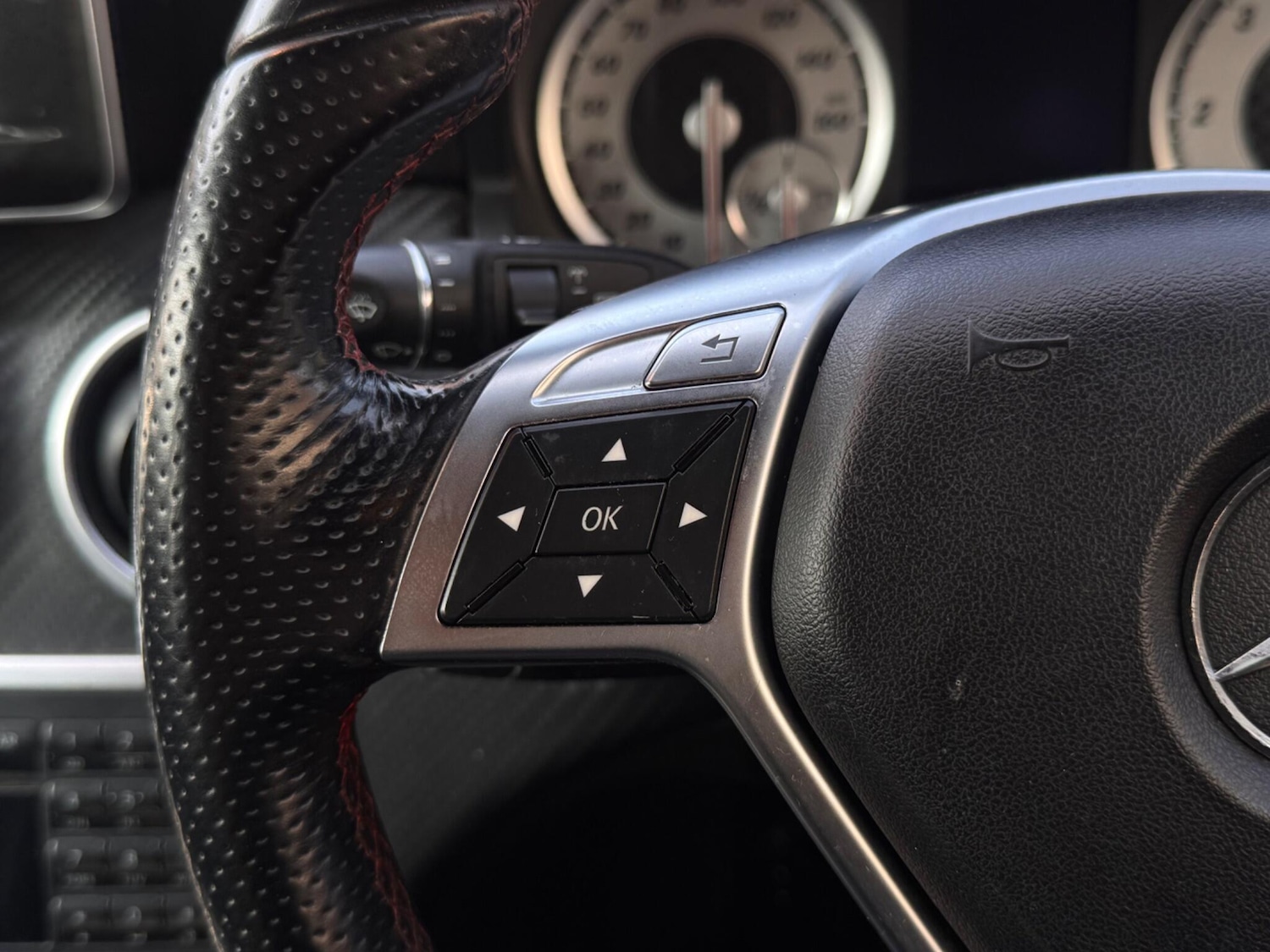 Used Mercedes-Benz A-Class 2013 for sale - 76987634: Photo 36