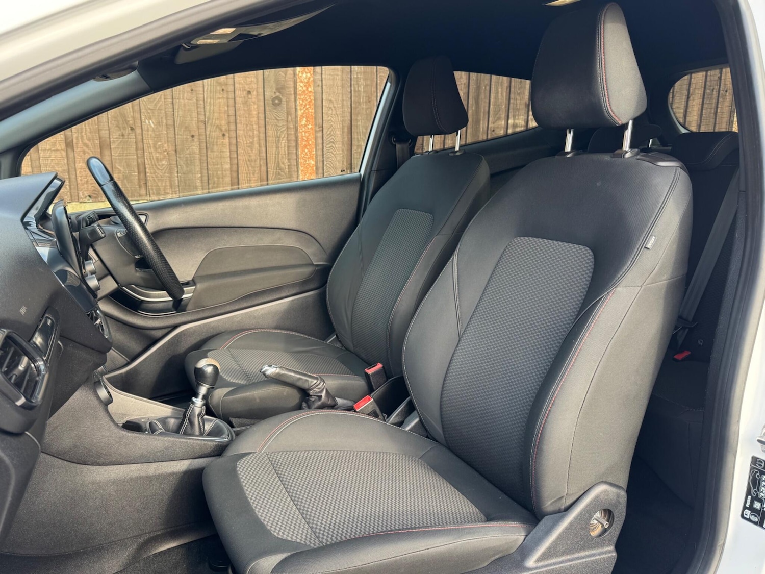 Used Ford Fiesta for sale - 76995518: Photo 27