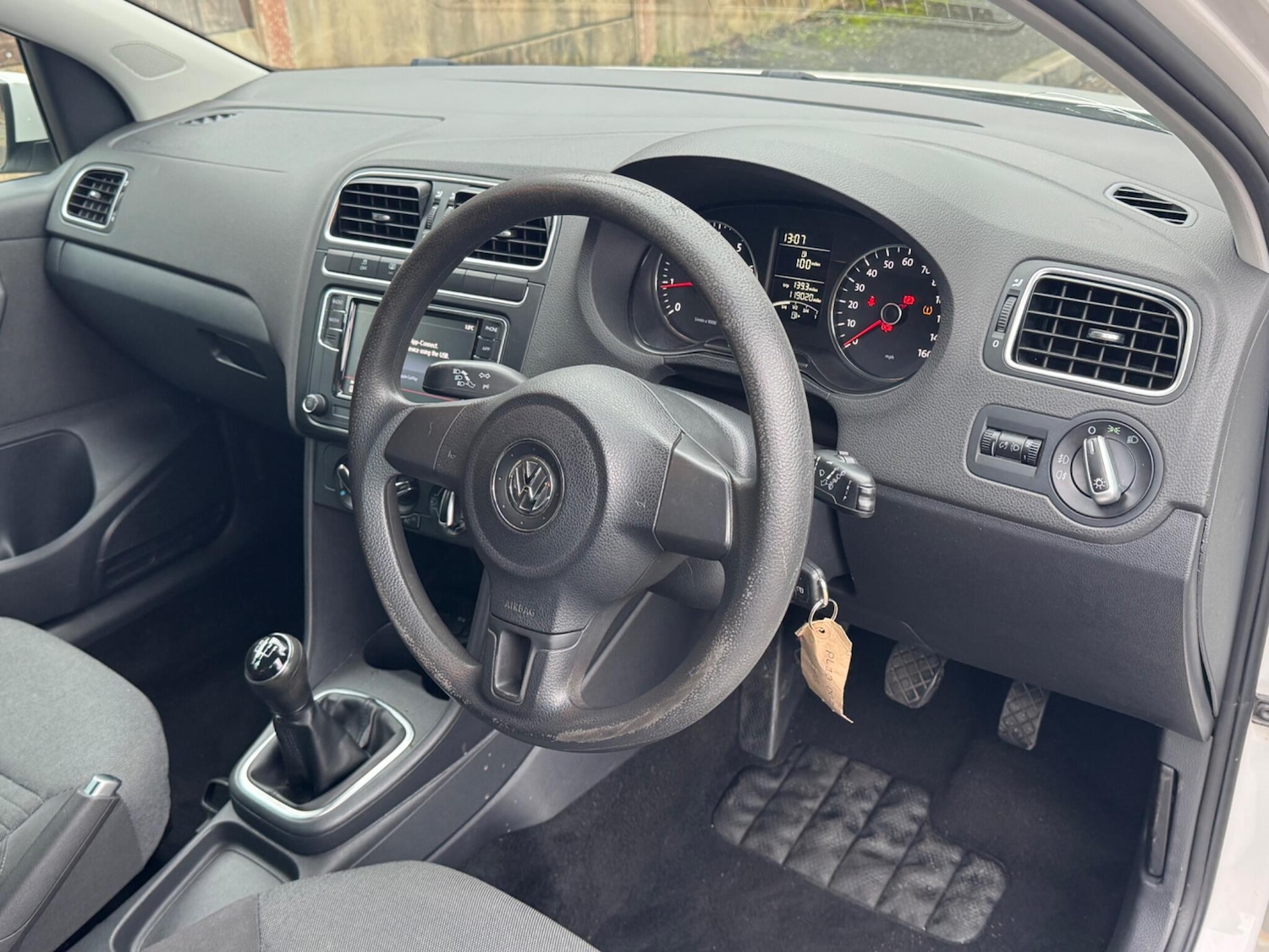 Used Volkswagen Polo 2013 for sale - 77425638: Photo 10