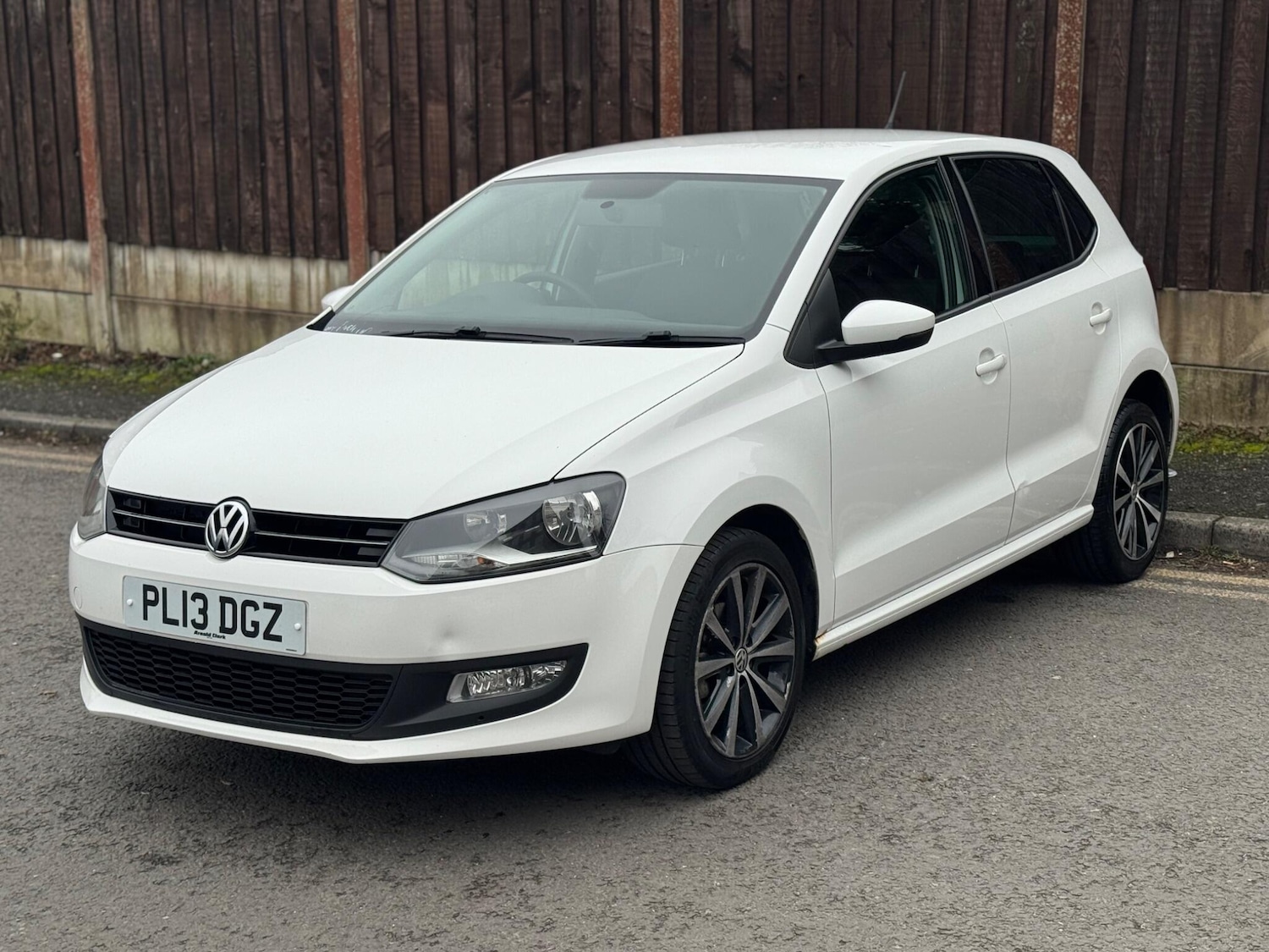 Used Volkswagen Polo 2013 for sale - 77425638: Photo 2