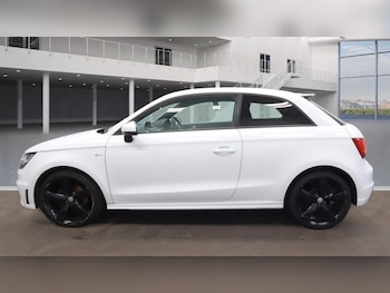 Used Audi A1 2012 for sale - 76360540: Photo