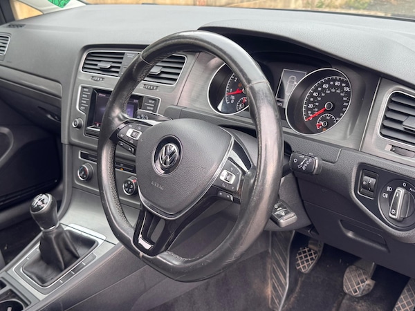 Used Volkswagen Golf 2013 for sale - 76072693: Photo 12