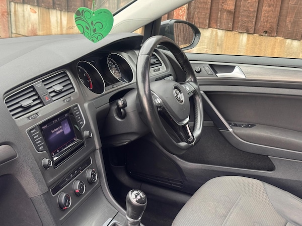 Used Volkswagen Golf 2013 for sale - 76072693: Photo 32