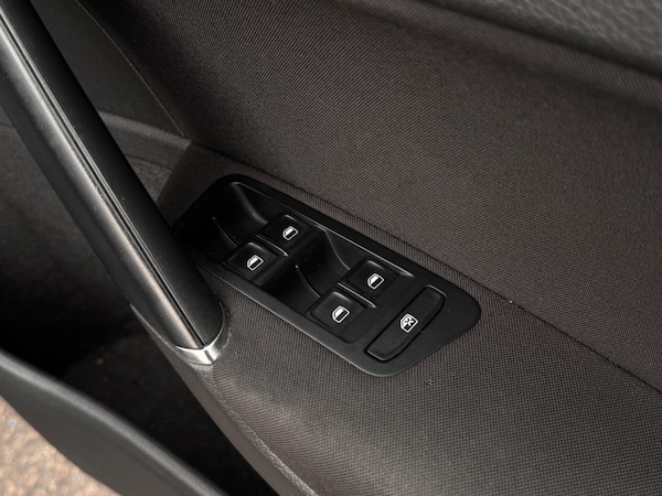 Used Volkswagen Golf 2013 for sale - 76072693: Photo 47