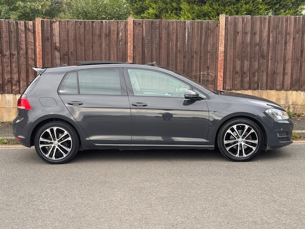 Used Volkswagen Golf 2013 for sale - 76072693: Photo 8