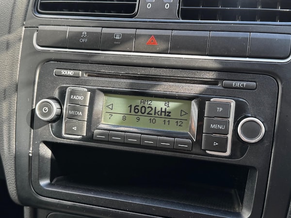Used Volkswagen Polo 2010 for sale - 75318565: Photo 37