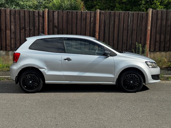 Used Volkswagen Polo 2010 for sale - 75318565: Photo 8