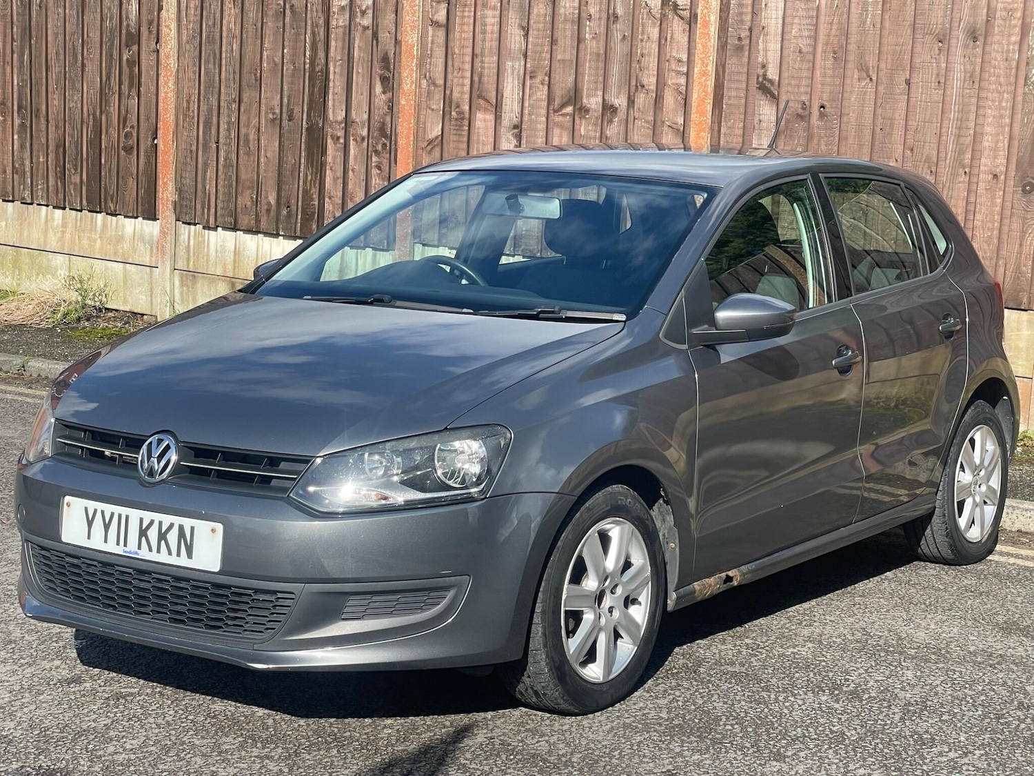 Used Volkswagen Polo 2011 for sale - 77892208: Photo 2