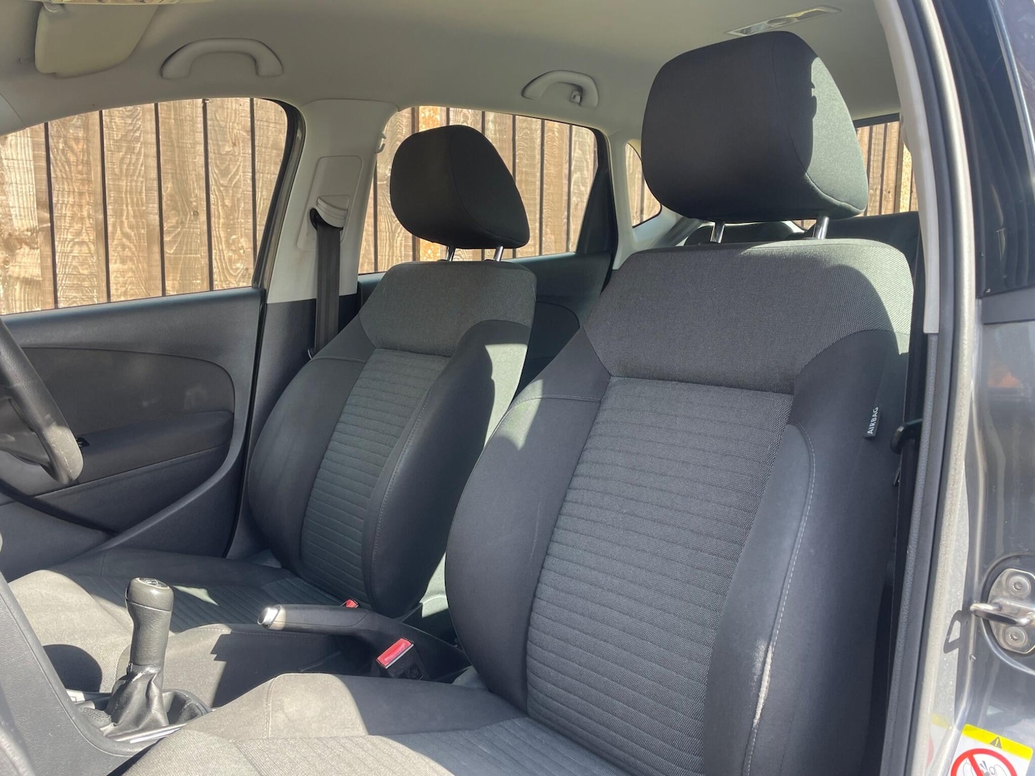 Used Volkswagen Polo 2011 for sale - 77892208: Photo 27