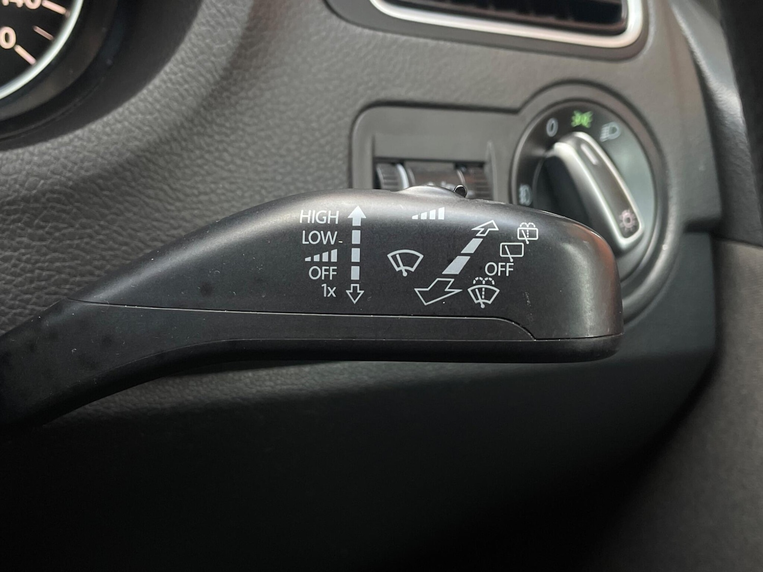 Used Volkswagen Polo 2011 for sale - 77892208: Photo 36