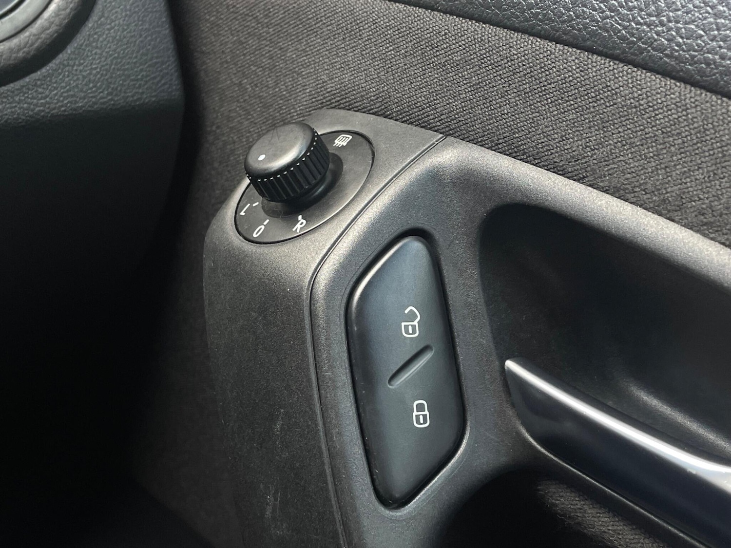 Used Volkswagen Polo 2011 for sale - 77892208: Photo 43