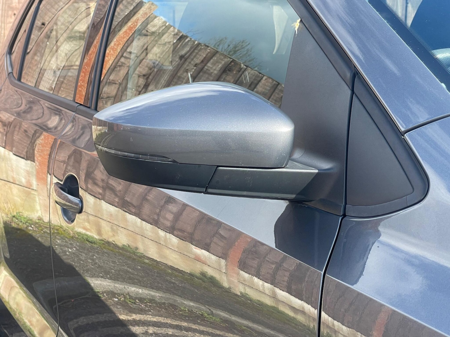 Used Volkswagen Polo 2011 for sale - 77892208: Photo 47