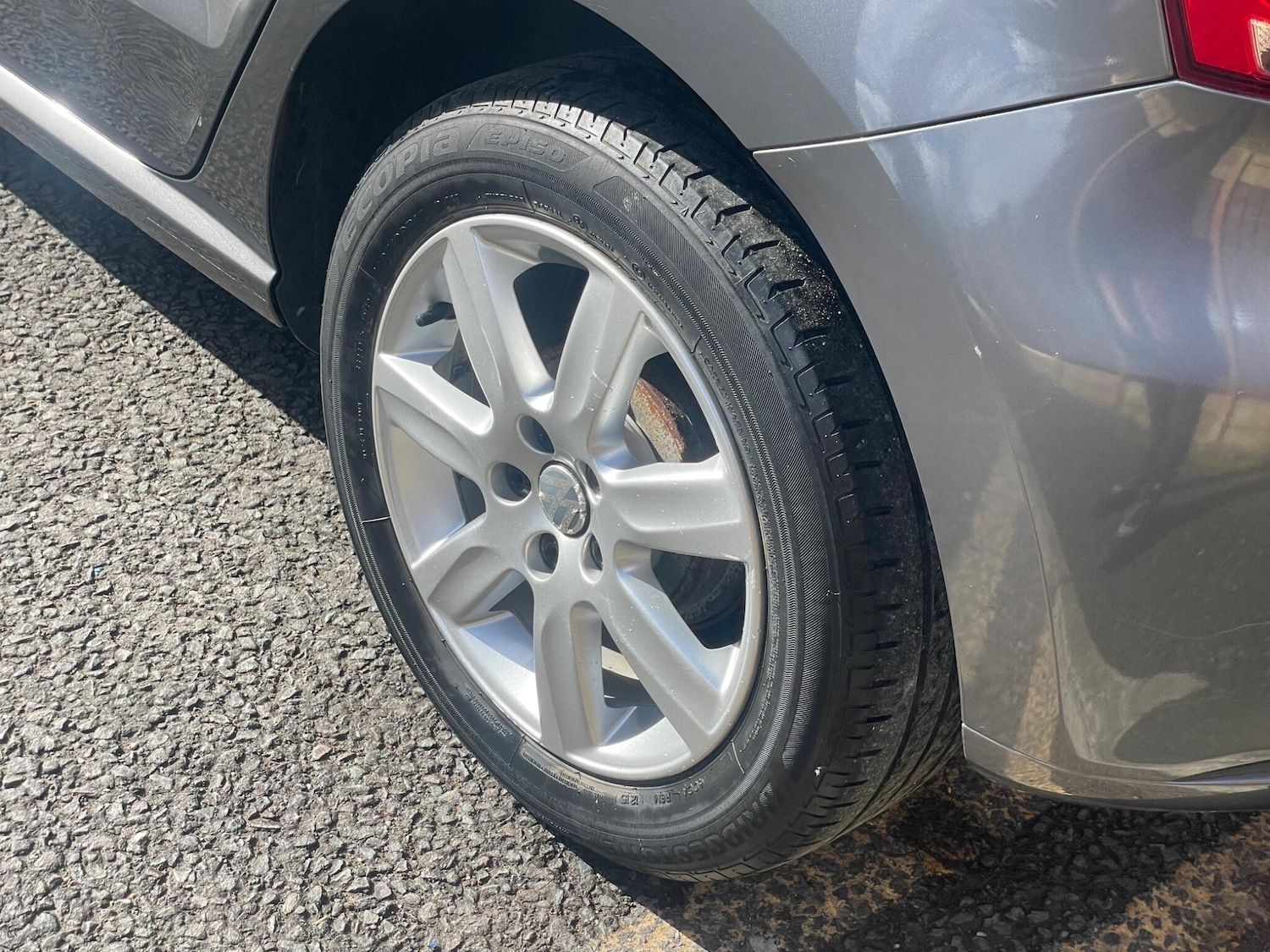 Used Volkswagen Polo 2011 for sale - 77892208: Photo 55