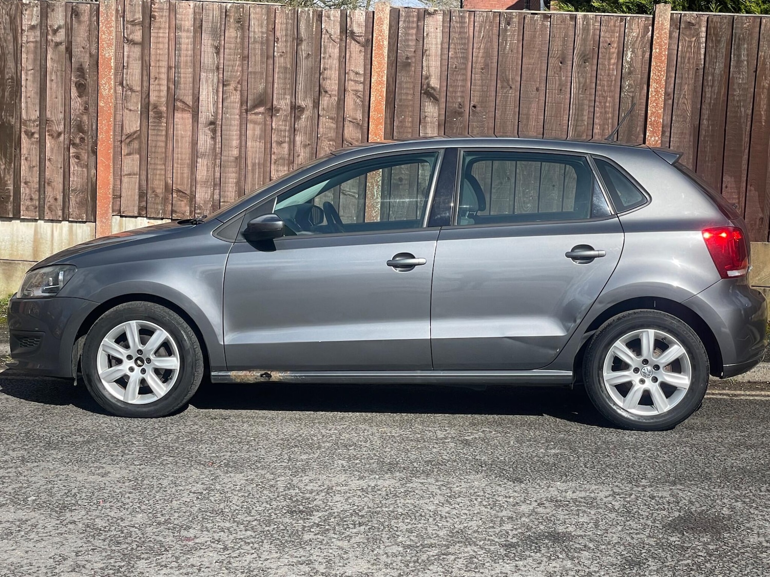 Used Volkswagen Polo 2011 for sale - 77892208: Photo 7