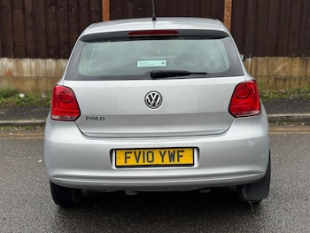 Used Volkswagen Polo 2010 for sale - 76549056: Photo