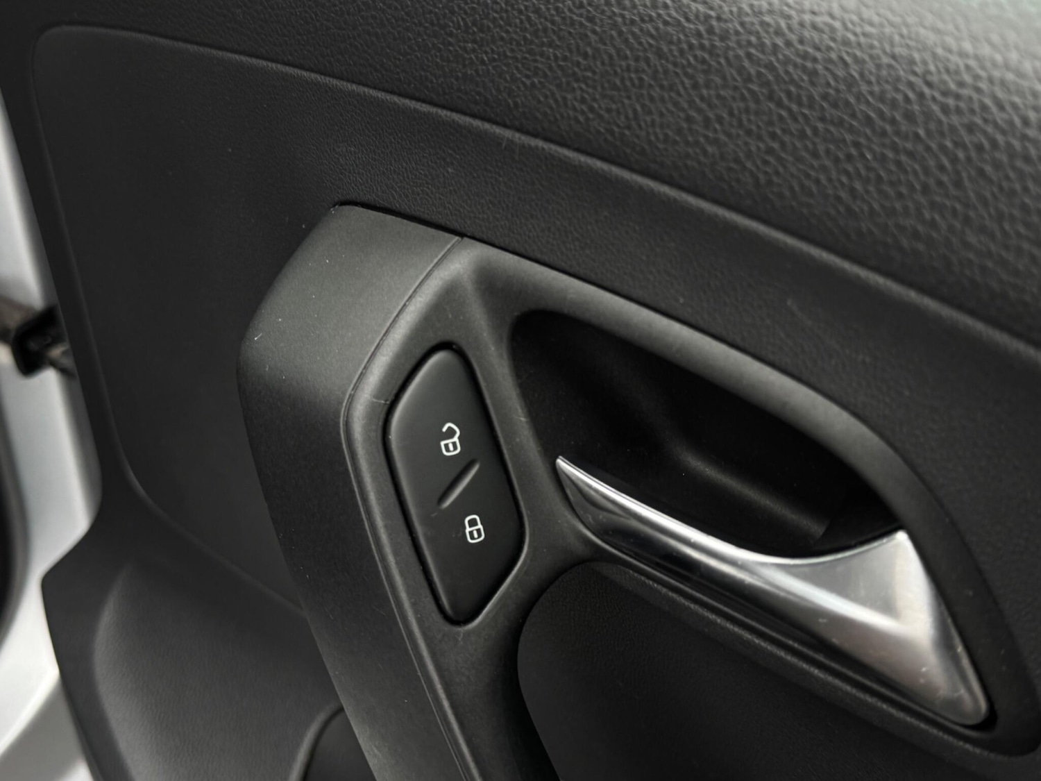 Used Volkswagen Polo for sale - 76549056: Photo 40