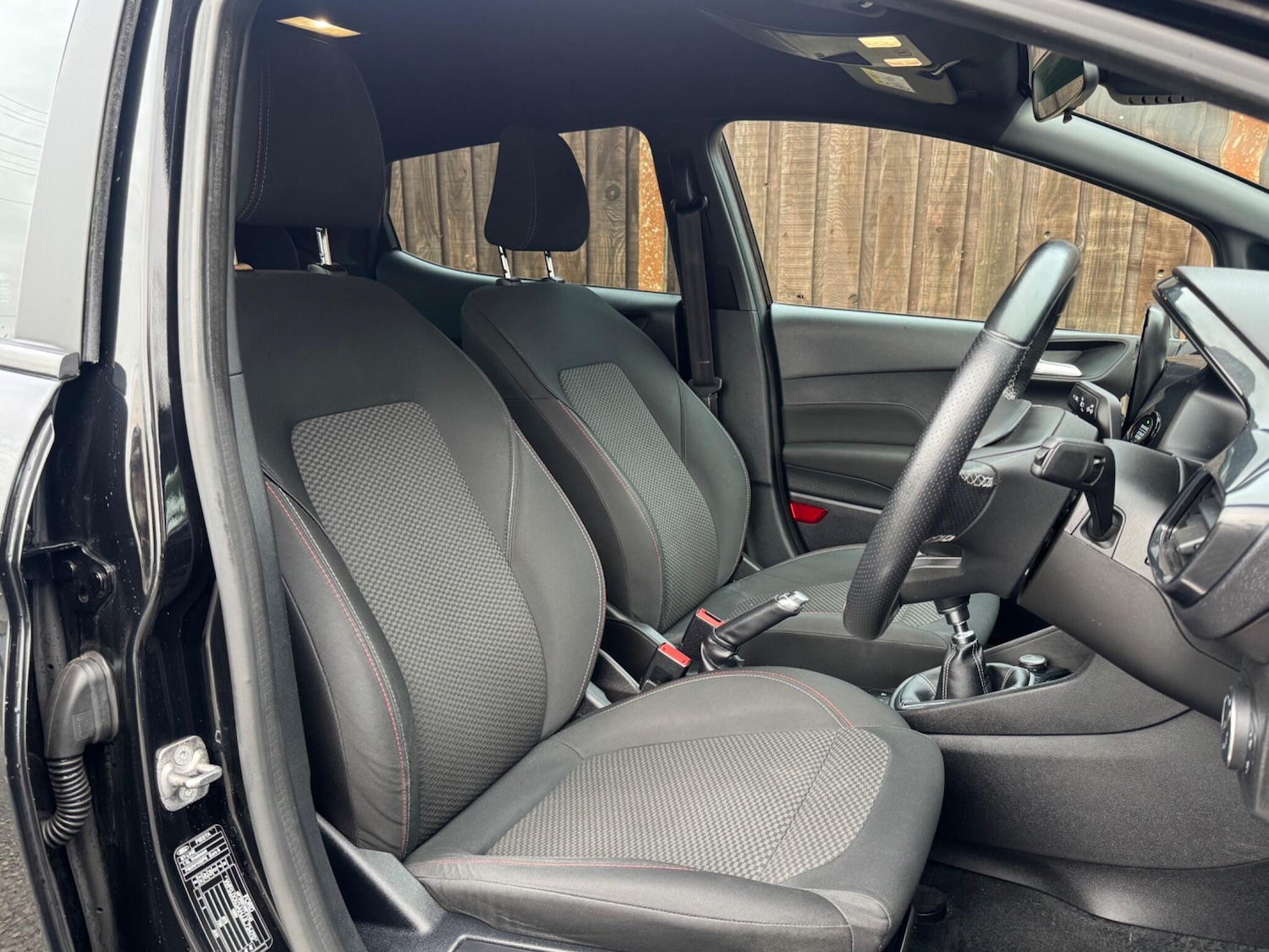 Used Ford Fiesta 2018 for sale - 76715420: Photo 13