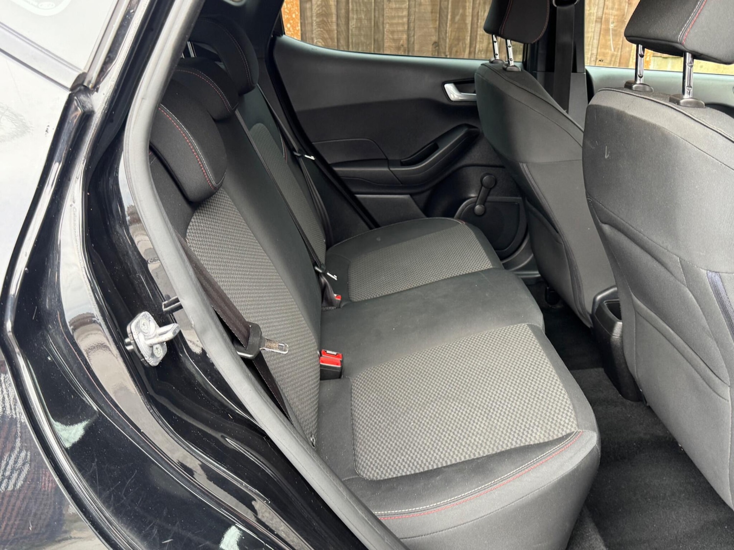 Used Ford Fiesta 2018 for sale - 76715420: Photo 16