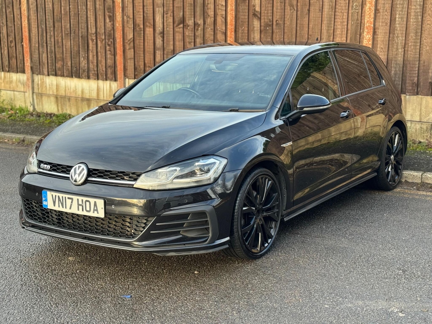 Used Volkswagen Golf 2017 for sale - 76936477: Photo 3