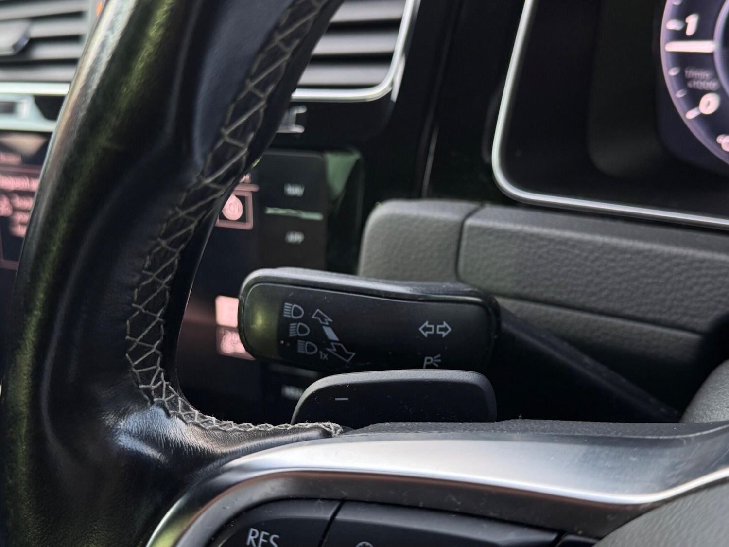 Used Volkswagen Golf 2017 for sale - 76936477: Photo 40